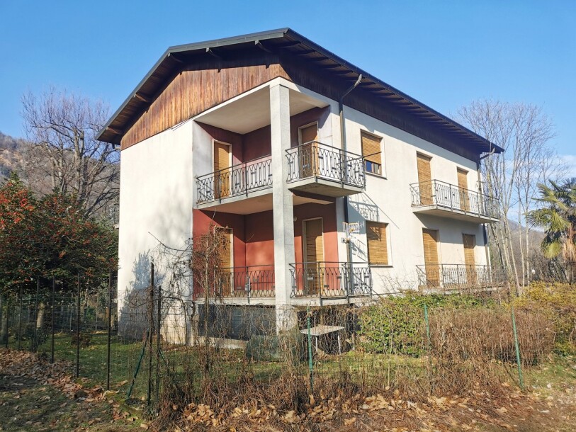 CUASSO AL MONTE, VILLA BIFAMILIARE-1