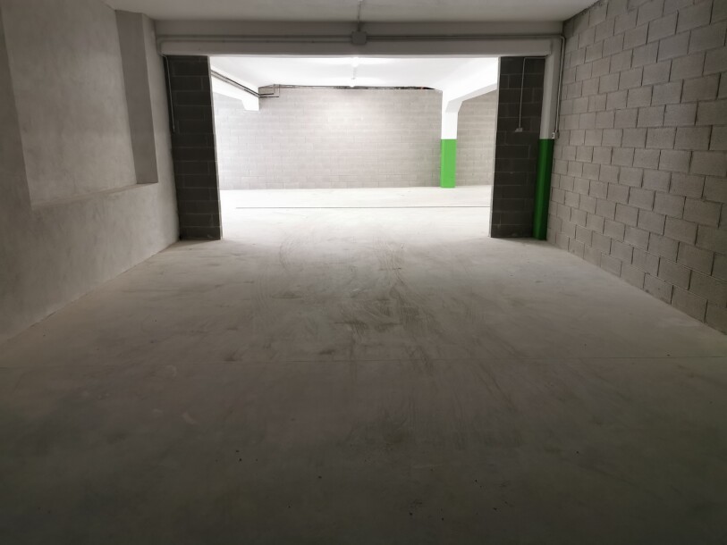 ARCISATE CENTRO, MAGAZZINI/DEPOSITI/POSTI AUTO-10