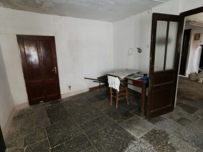 CAVAGNANO, PORZIONE DI CASA CON ACCESSORI