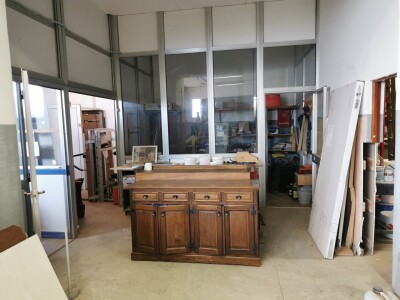 SALTRIO, PORZIONE DI CAPANNONE