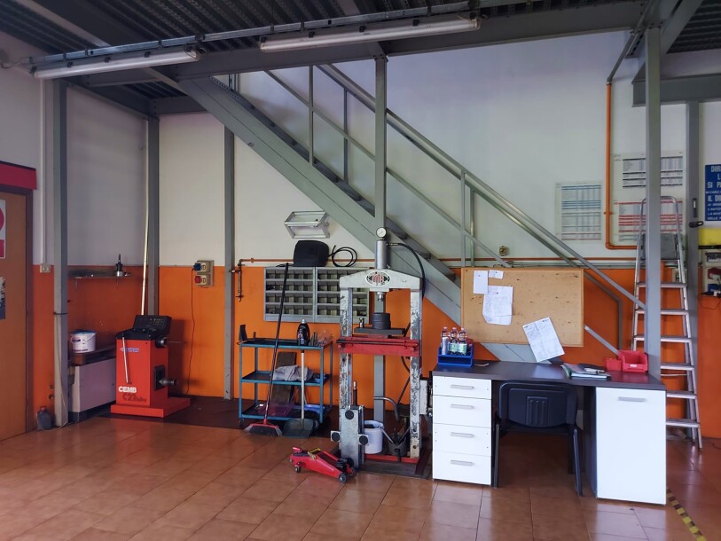 INDUNO OLONA, IMMOBILE COMMERCIALE-11