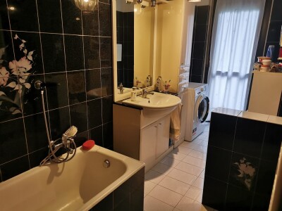INDUNO OLONA, TRILOCALE SU DUE LIVELLI