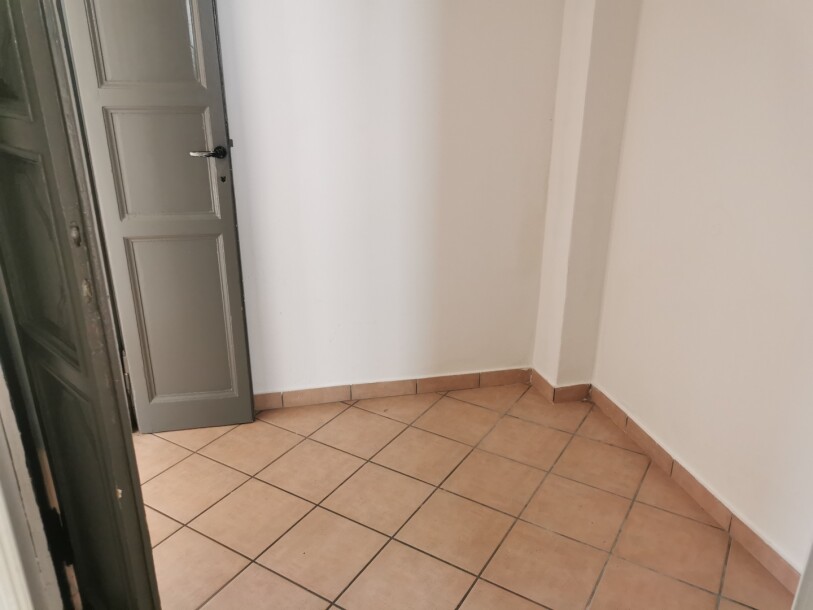 INDUNO OLONA, BI-TRILOCALE CON BOX-9