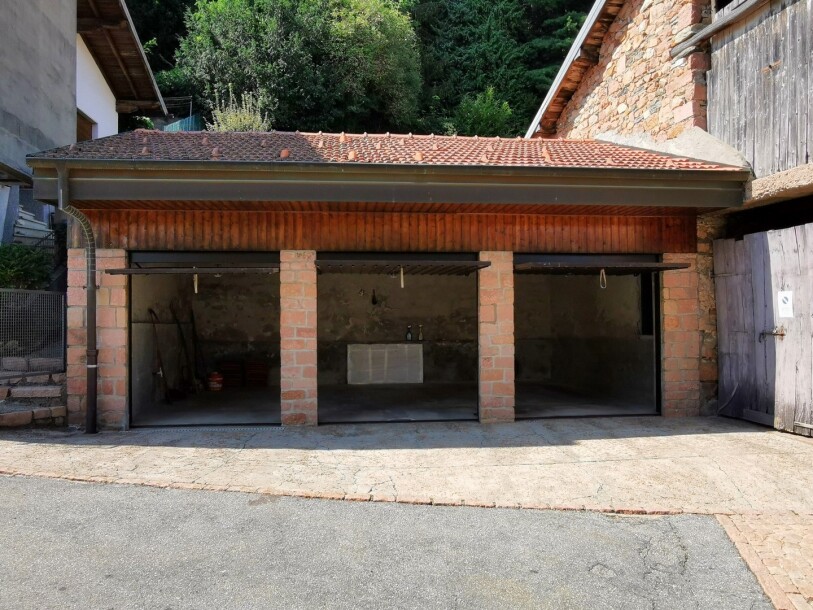CAVAGNANO, PORZIONE DI CASA CON ACCESSORI-14