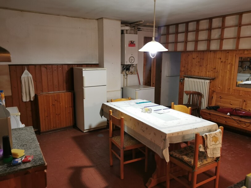 SALTRIO, PORZIONE DI CASA-14