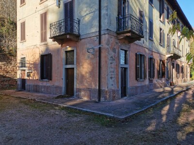 CUASSO AL MONTE, TRILOCALE CON BOX-14