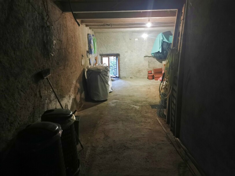 BISUSCHIO, PORZIONE DI CORTE-16