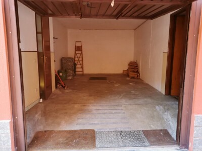 SALTRIO, PORZIONE DI CASA
