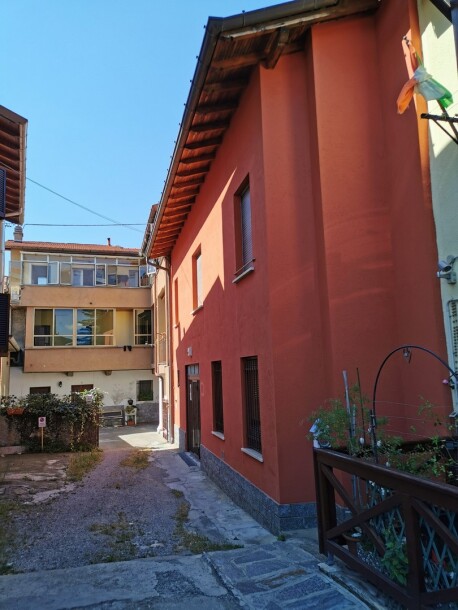 SALTRIO, PORZIONE DI CASA-19