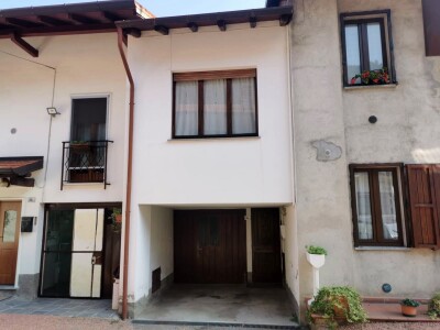 BISUSCHIO, PORZIONE DI CORTE