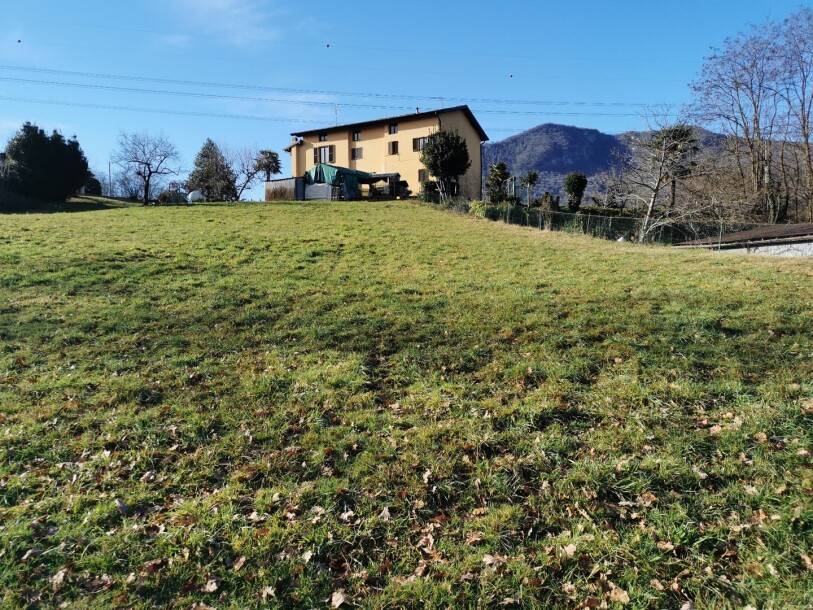 BISUSCHIO, BILOCALE CON ACCESSORI-27