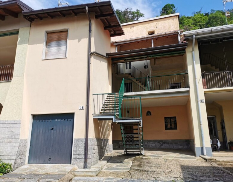 INDUNO OLONA, PORZIONE DI CORTE-1