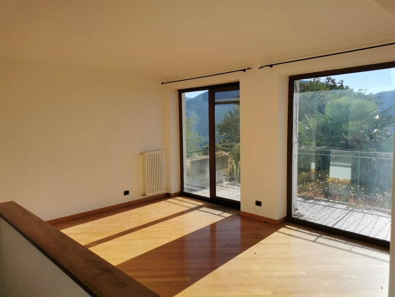 BISUSCHIO (POGLIANA), APPARTAMENTO CON GIARDINO-4