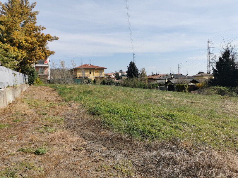 INDUNO OLONA, TERRENO EDIFICABILE-5