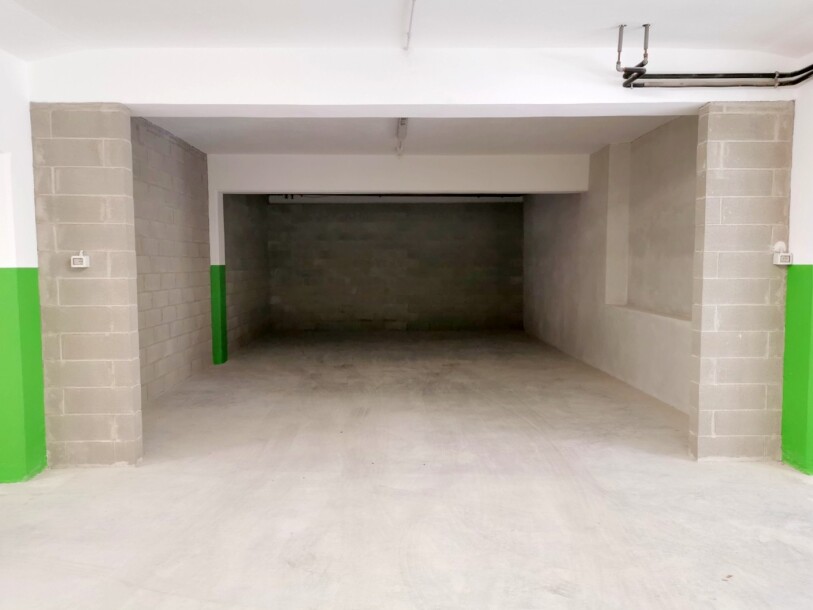 ARCISATE CENTRO, MAGAZZINI/DEPOSITI/POSTI AUTO-5
