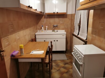 SALTRIO, PORZIONE DI CASA