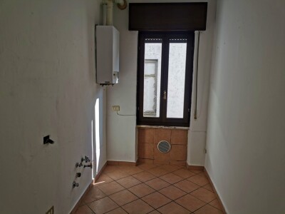 INDUNO OLONA, BI-TRILOCALE CON BOX
