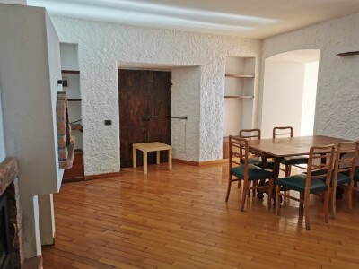 BISUSCHIO (POGLIANA), APPARTAMENTO CON GIARDINO