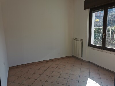 INDUNO OLONA, BI-TRILOCALE CON BOX