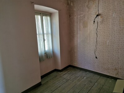 CAVAGNANO, PORZIONE DI CASA CON ACCESSORI