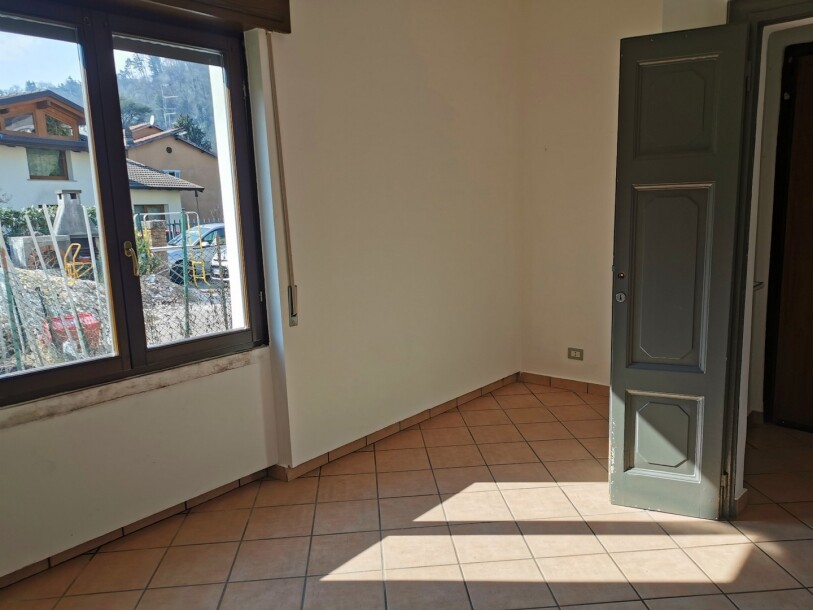 INDUNO OLONA, BI-TRILOCALE CON BOX-8