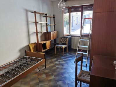 SALTRIO, PORZIONE DI CASA