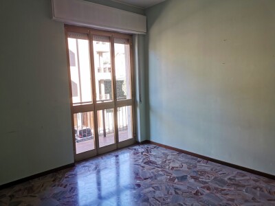 ARCISATE, COMODO TRILOCALE