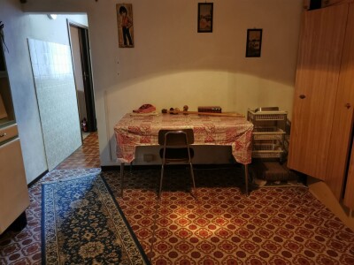 CUASSO AL MONTE, TRILOCALE CON BOX-9