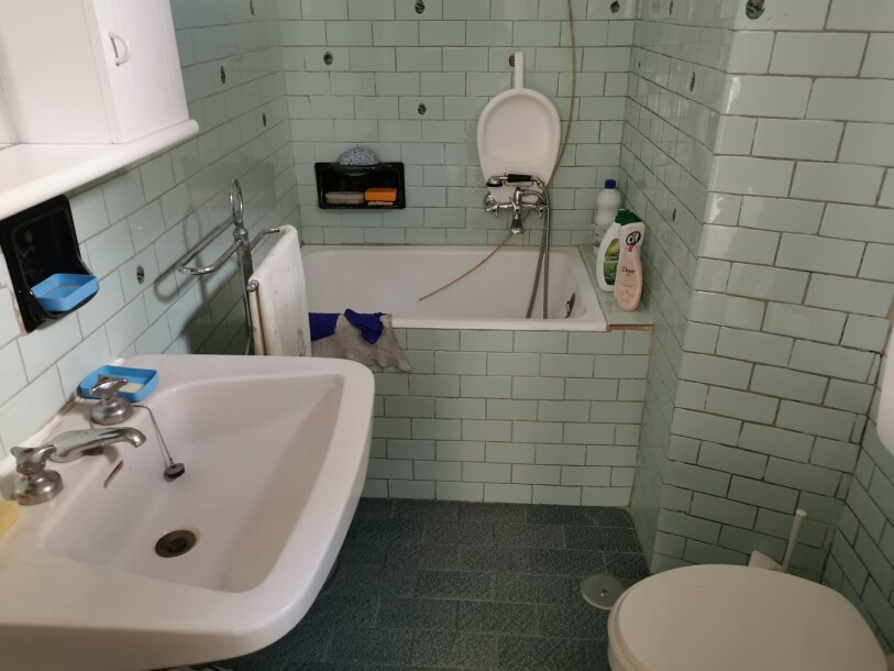 CAVAGNANO, PORZIONE DI CASA CON ACCESSORI-9