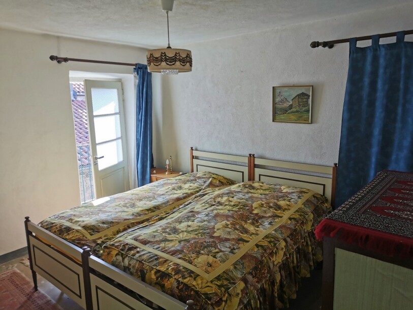 CUASSO AL MONTE, PORZIONE DI CASA-9