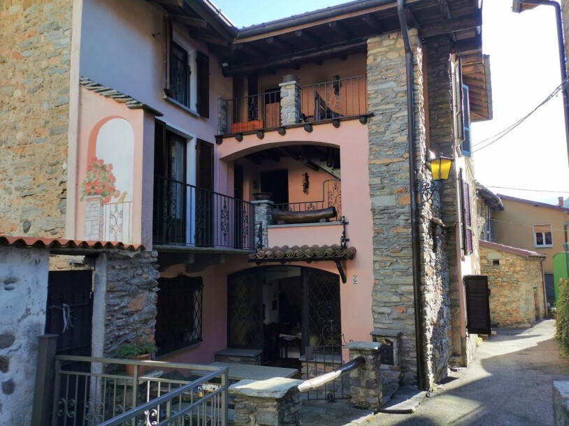 CUASSO AL MONTE, BORGNANA, PORZIONE DI CASA-1
