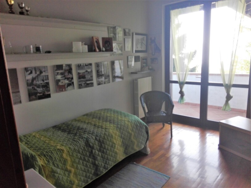 CUASSO AL MONTE, VILLA CON GIARDINO-7