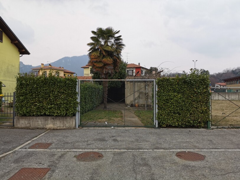 ARCISATE, BRENNO USERIA, MAGAZZINO/DEPOSITO-7