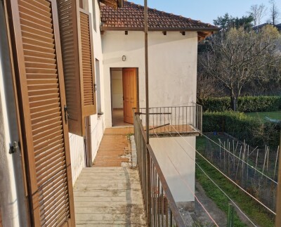 INDUNO OLONA, BILOCALE CON BOX