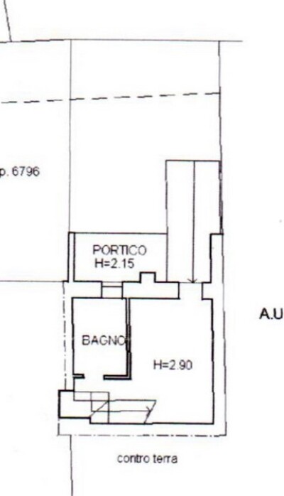 SALTRIO, PORZIONE DI CAPANNONE
